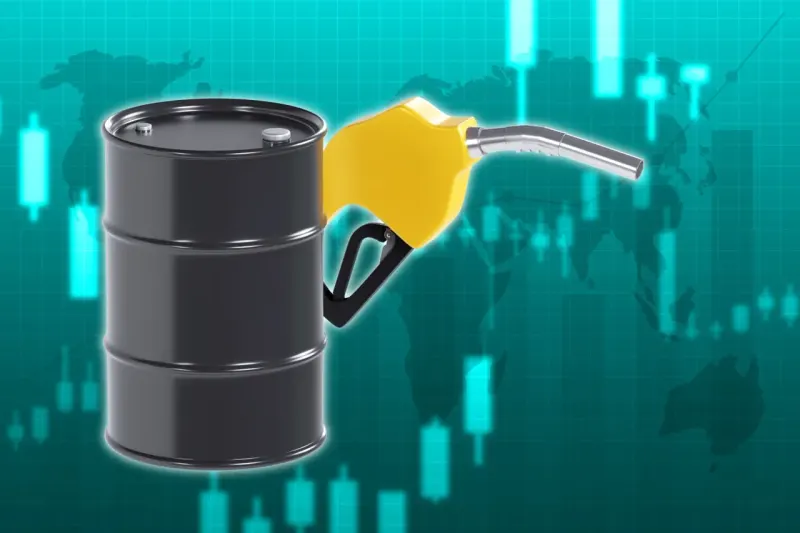 An oil barrel becomes an alarm bell with a fuel nozzle clapper, symbolizing supply fears and pressure on pump prices.
