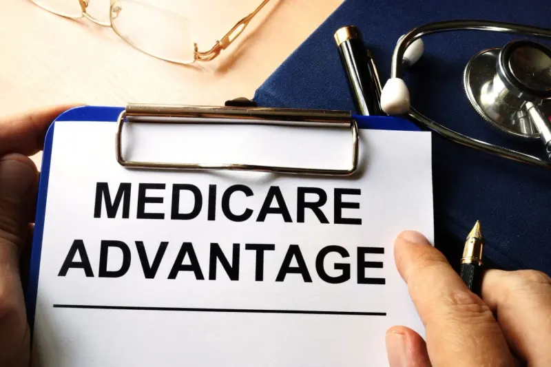 A U.S. map formed by closing doors symbolizes shrinking Medicare Advantage choices across counties.